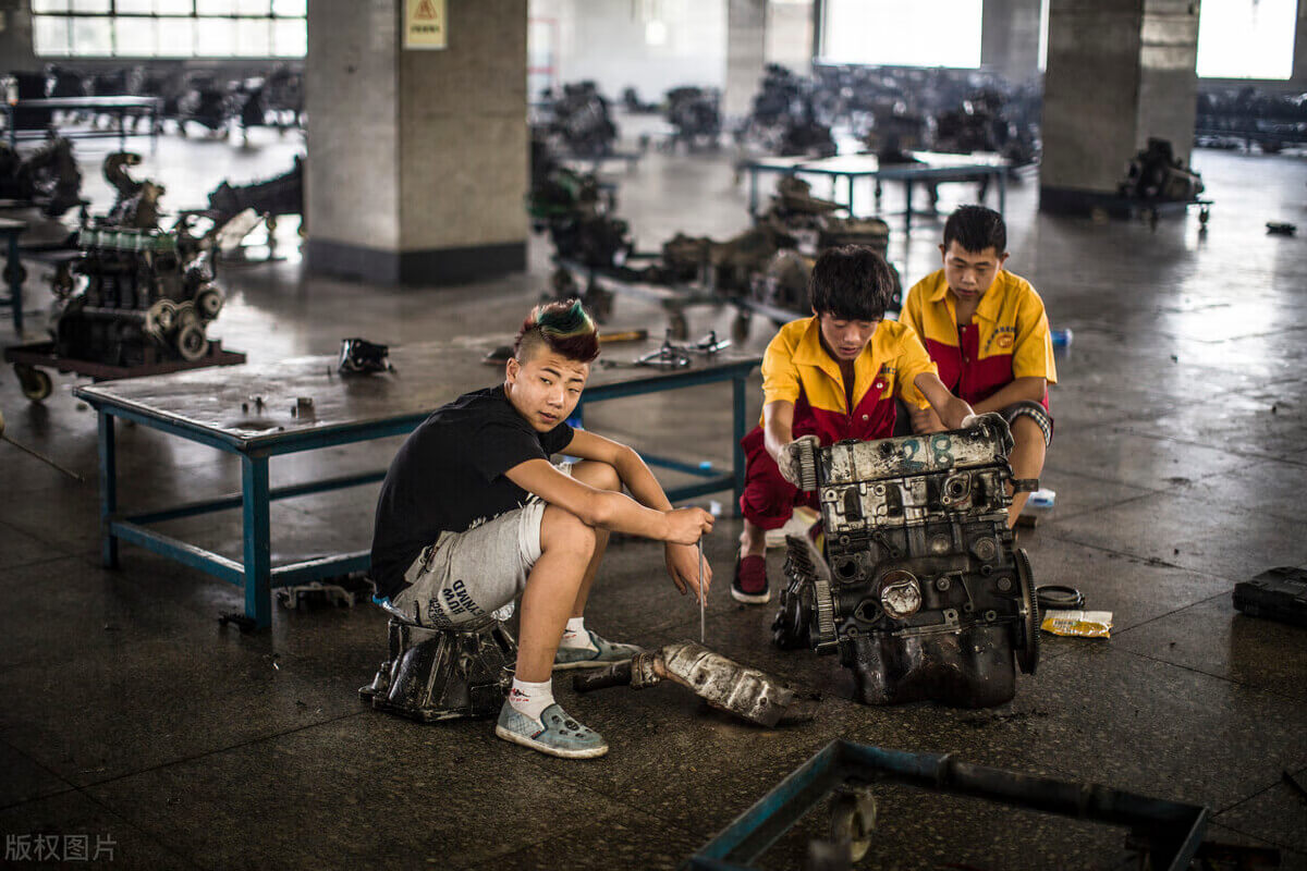 职高跟技校的区别(技校与职高哪个文凭高)