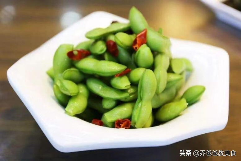 吃什么蔬菜对皮肤好?(对皮肤好的蔬菜有哪些)