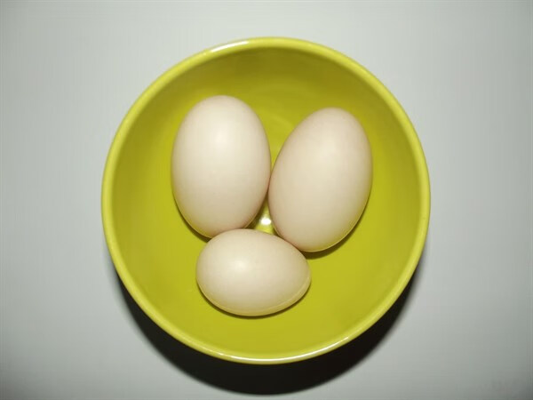鸡蛋的营养价值及功效与作用和禁忌(鸡蛋的功效和作用)