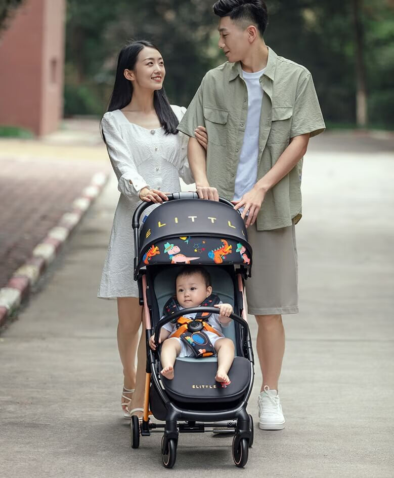 婴儿小车四轮手推车(婴儿推车八个轮子和四个轮子)