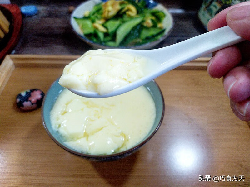 鸡蛋糕怎么蒸又嫩又好吃(请问鸡蛋糕怎么蒸)