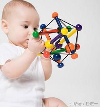 婴儿早期教育的内容有哪些(婴幼儿早期教育的方法)