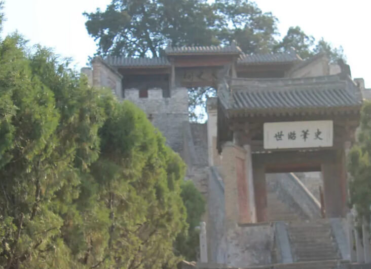 农村房子风水宝地地形图片(农村自建房怎样看风水宝地好)