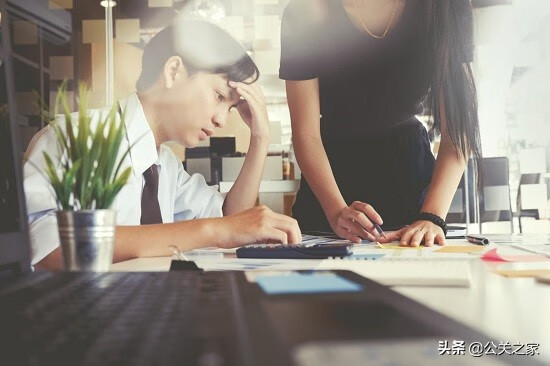 危机公关案例分析模板(危机公关案例分析2022)
