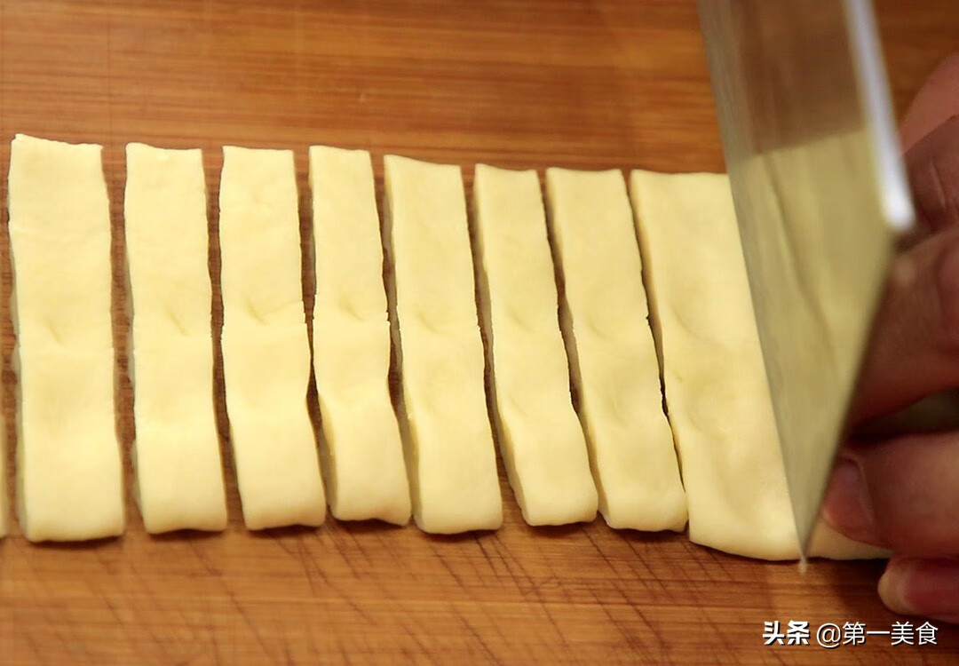 面粉的100种做法大全图片(普通面粉的做法大全)