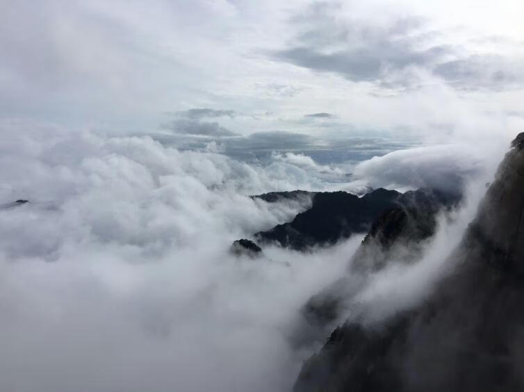 2月份适合去哪里旅游玩(适合2月份旅游的地方有哪些)