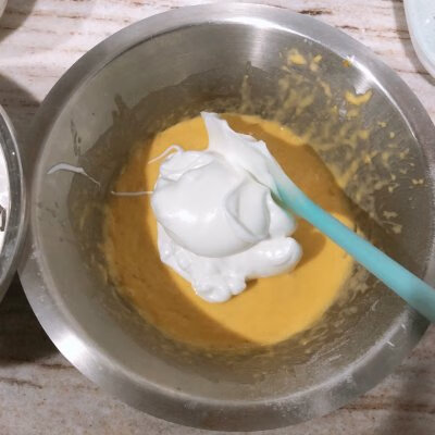 如何用电饭煲做蛋糕?(用电饭煲做蛋糕怎么做)