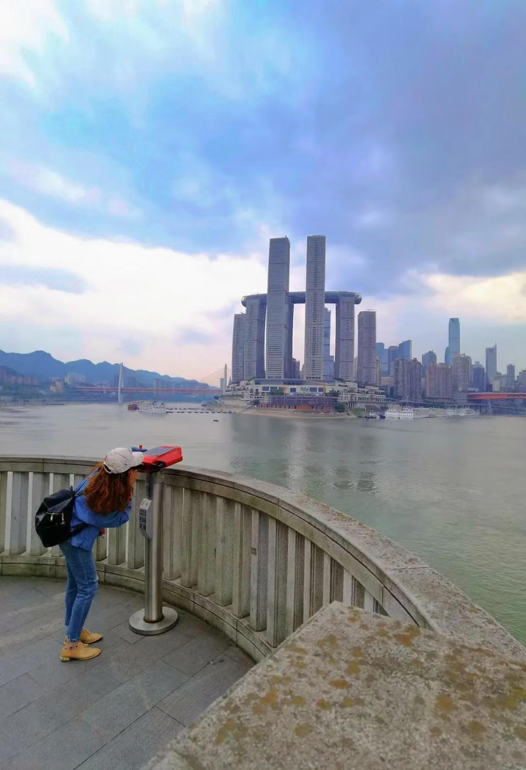 重庆南滨路钟楼广场风水(南滨路钟楼广场)