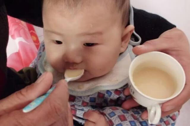 4个月的宝宝拉肚子怎么办(4个月宝宝拉肚子怎么回事)