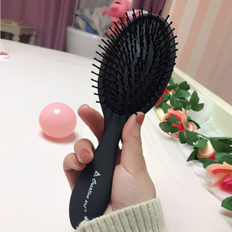 哪种梳子对头发最好(用什么梳子梳头对头发好)