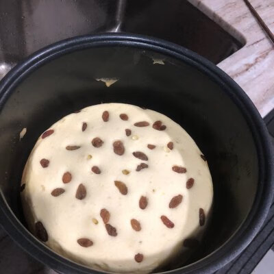 如何用电饭煲做蛋糕?(用电饭煲做蛋糕怎么做)
