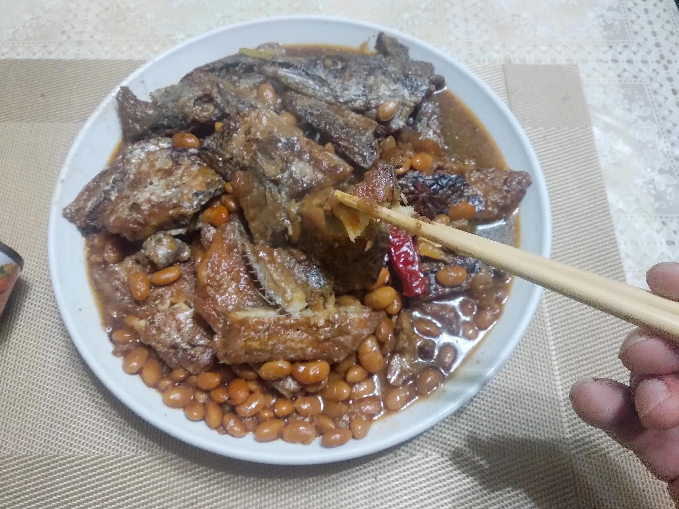 带鱼是深海鱼吗?能养殖吗(带鱼是深海鱼还是浅海鱼)