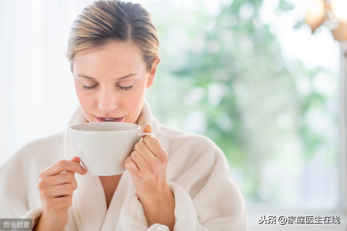 泌乳素高的危害性(泌乳素高的症状对身体的危害)