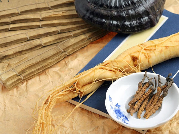 土茯苓和茯苓一起用的功效与作用(土茯苓和茯苓哪个更好)