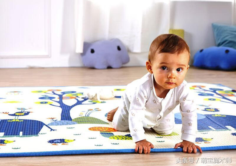 宝宝爬行垫怎么选(6个月的宝宝适合用爬行垫吗)