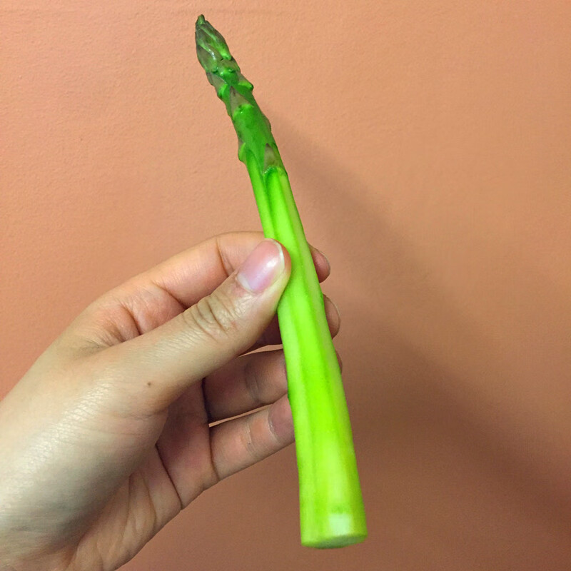芦笋要削皮吗?(炒芦笋要削皮吗)