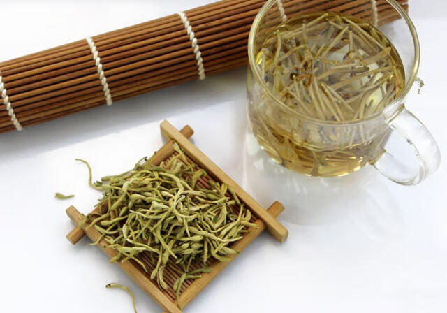 金银花功效与应用(简述金银花的功效与作用)