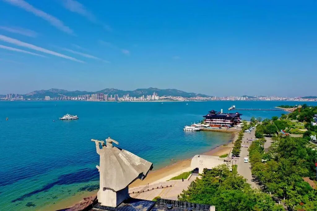 7月份适合去哪里旅游?(七月份自驾游适合去哪里旅游)