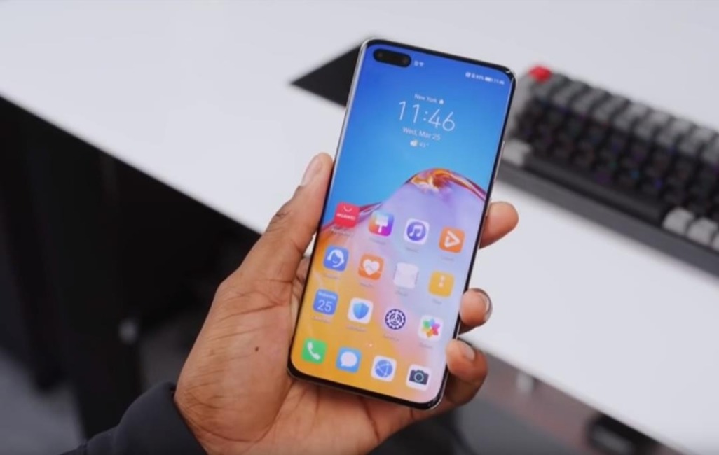 华为P40还未开售，P50渲染图突然曝光，这个设计是“真丑”！