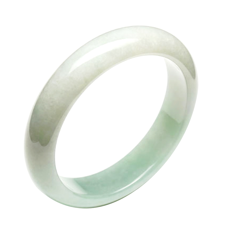 七彩云南 细腻温润翡翠手镯