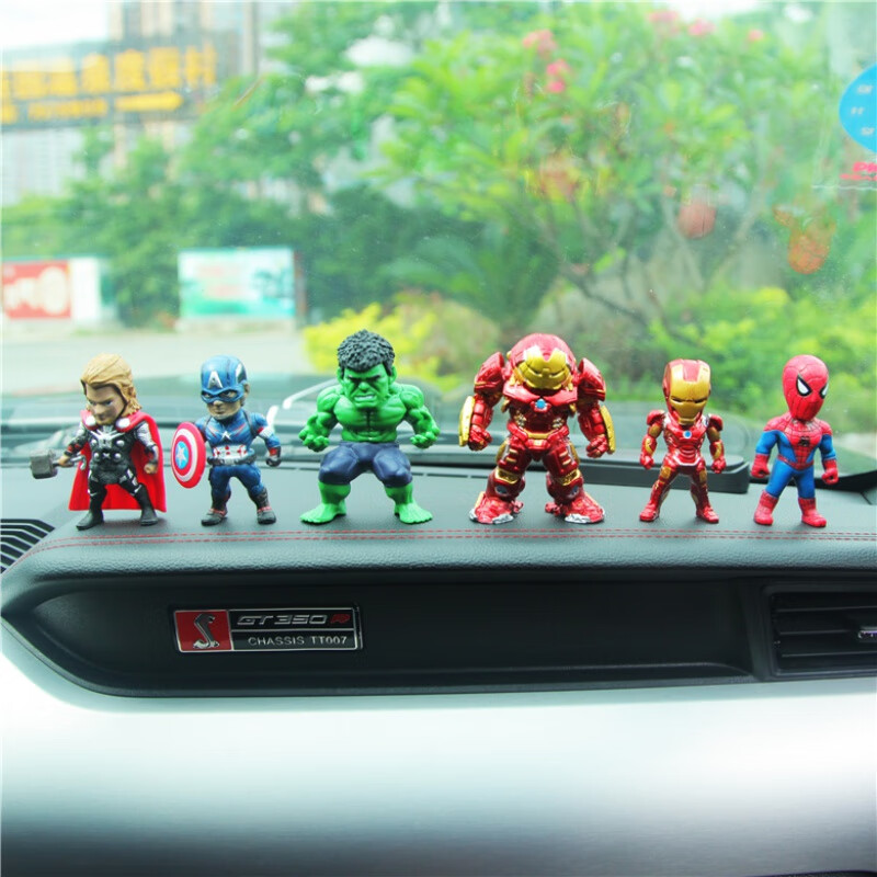 威克纳迷你汽车摆件