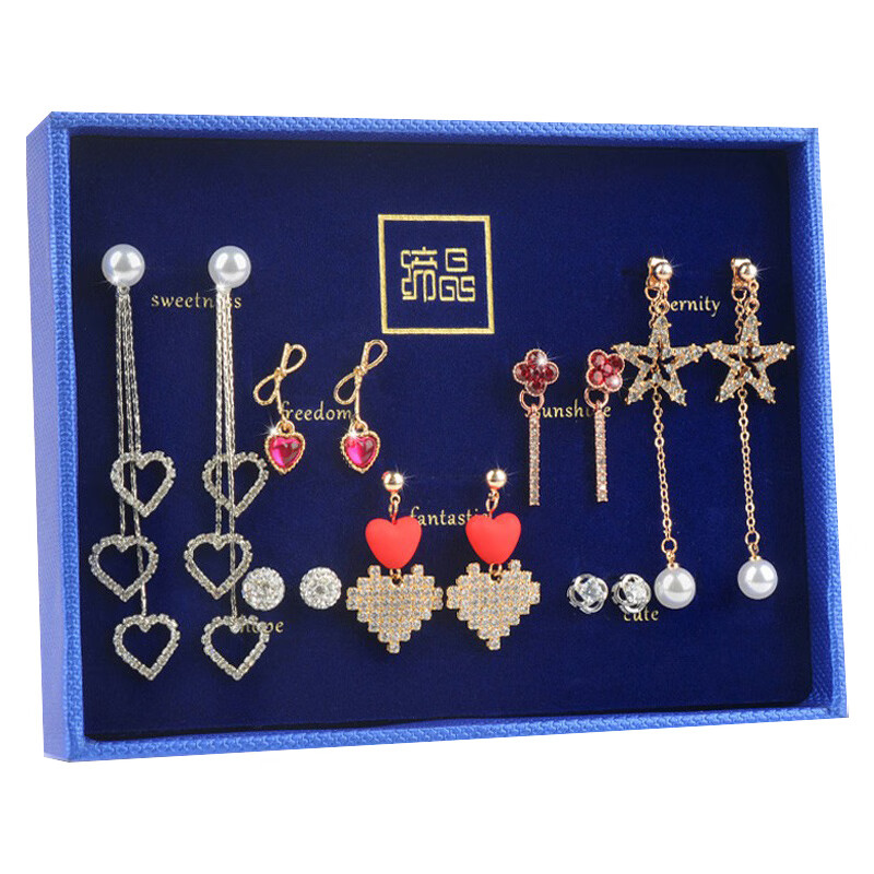 缔晶 甜美爱心七件套耳饰