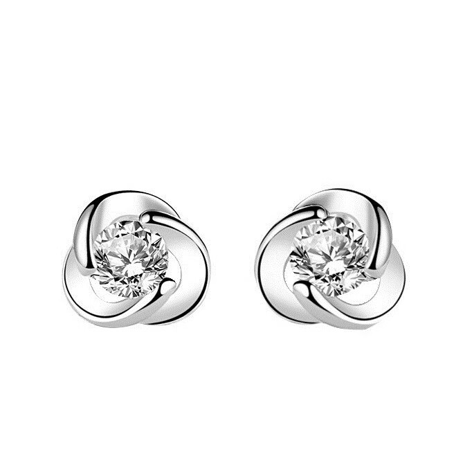 vana 三叶草耳钉