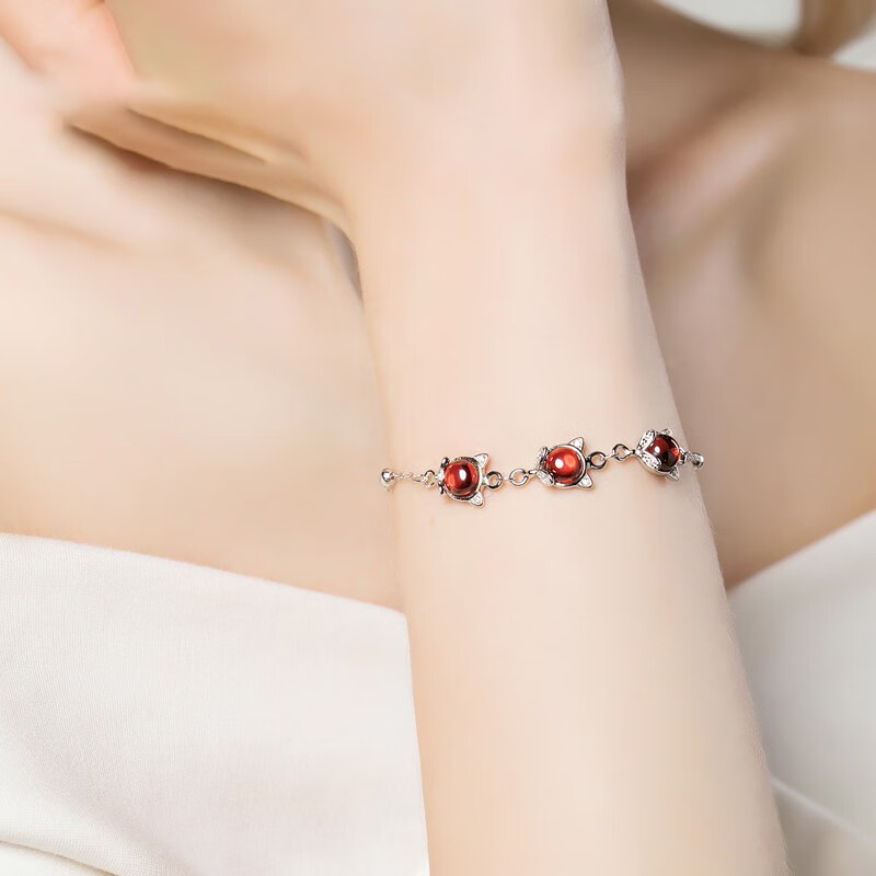 筑梦银 石榴石手链