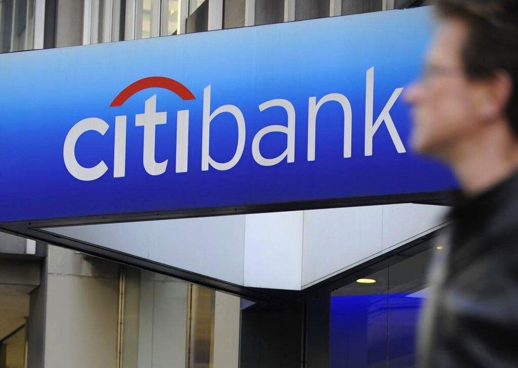 华为P40系列宣传页，弹出“花旗银行”！只为保护美国银行？