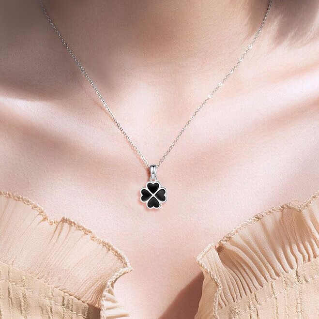 甜甜猫 纯银四叶草 项链