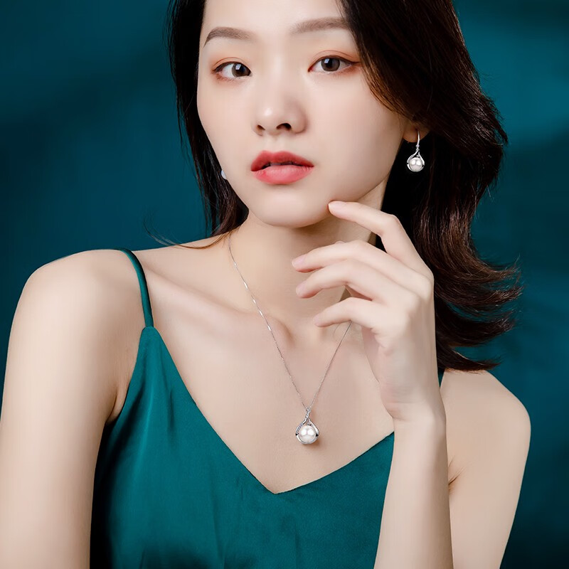 Qlady 淡水珍珠项链