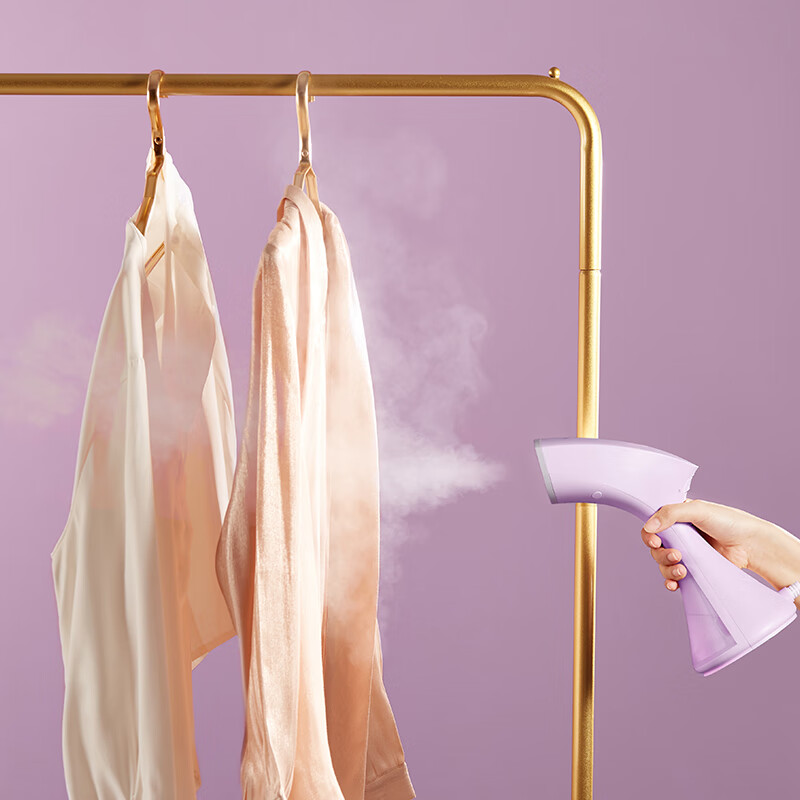 松下 澎湃动力手持挂烫机