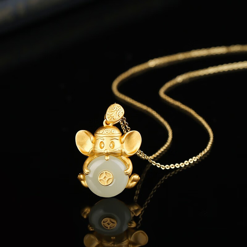 阿莉维妮 福鼠送玉翡翠吊坠