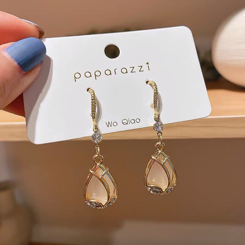 月随人 温润优雅 耳饰