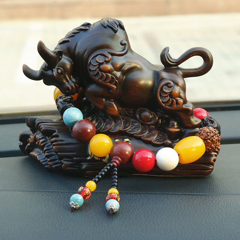 宏途好运 创意牛工艺品汽车摆件