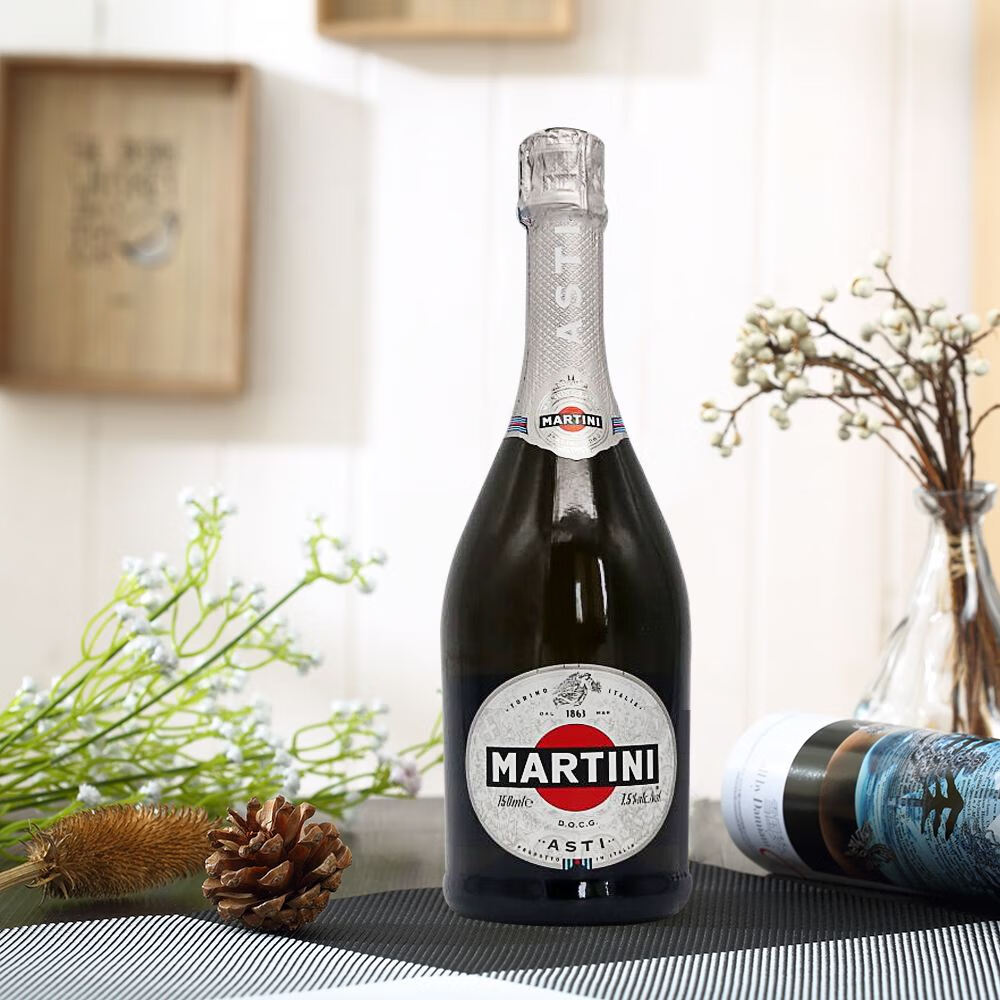 马天尼 清新甜蜜 起泡酒