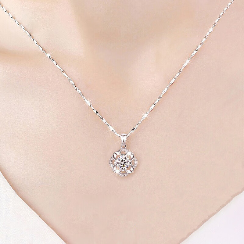 OMIKY四叶草项链