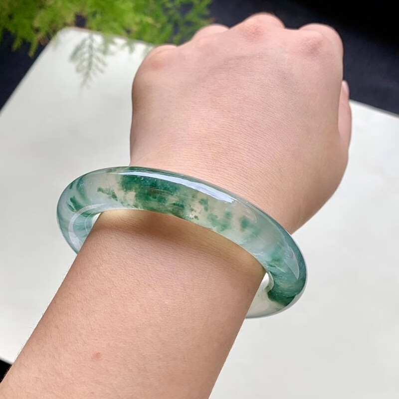 源头 精美飘花 翡翠手镯