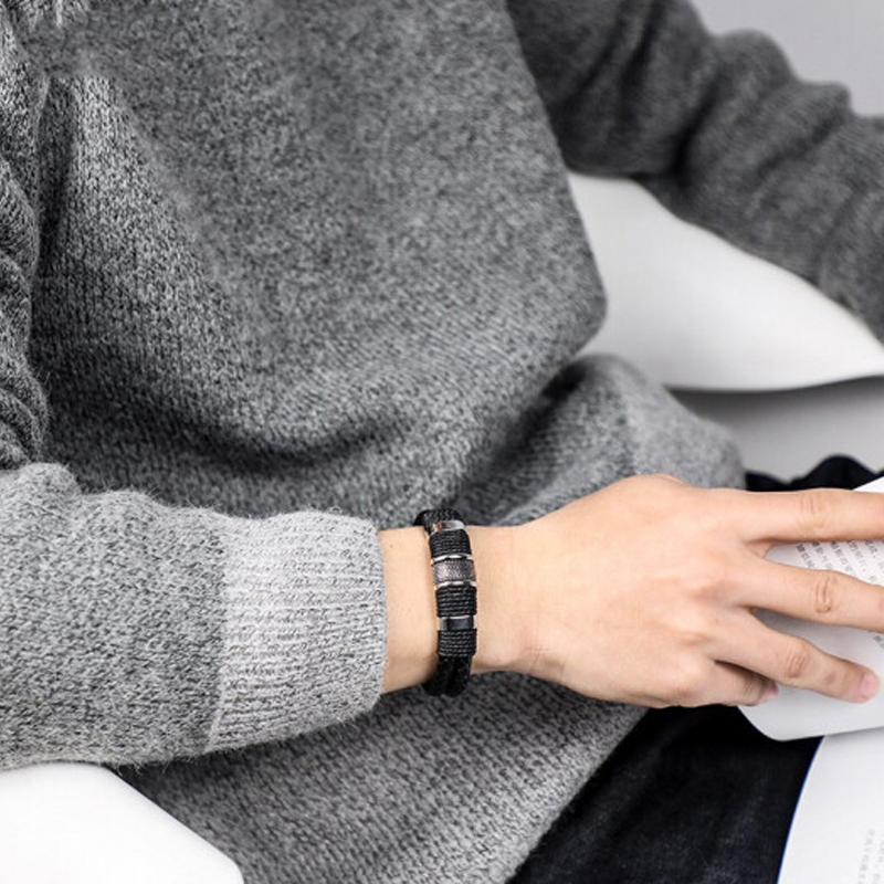 法蔻 黑色编织牛皮手链