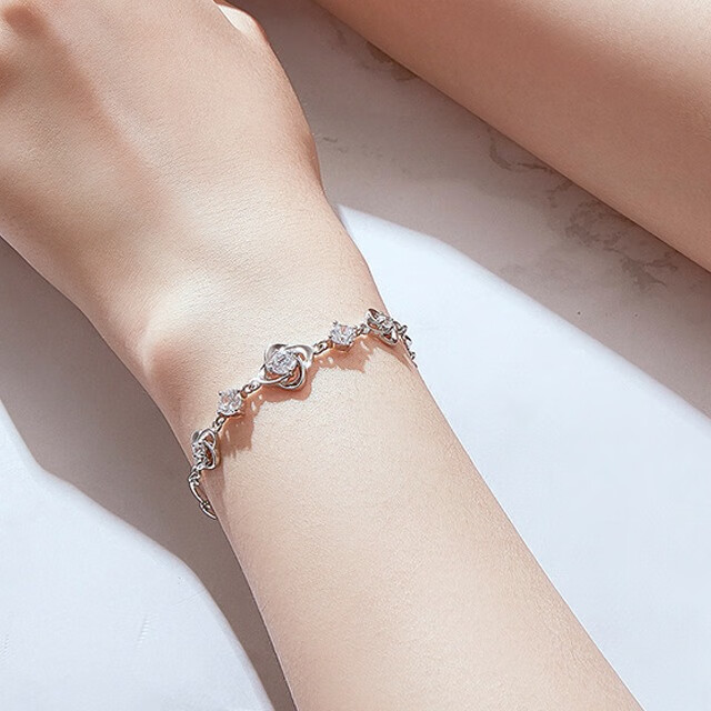 唯一 简约四叶草手链