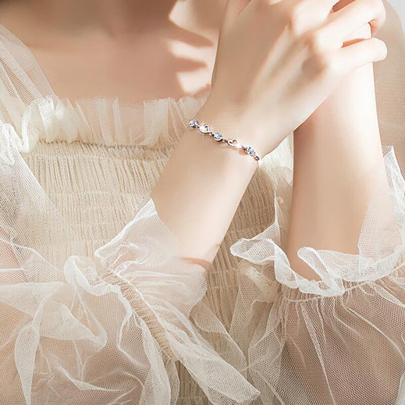 唯一 爱之心意手链