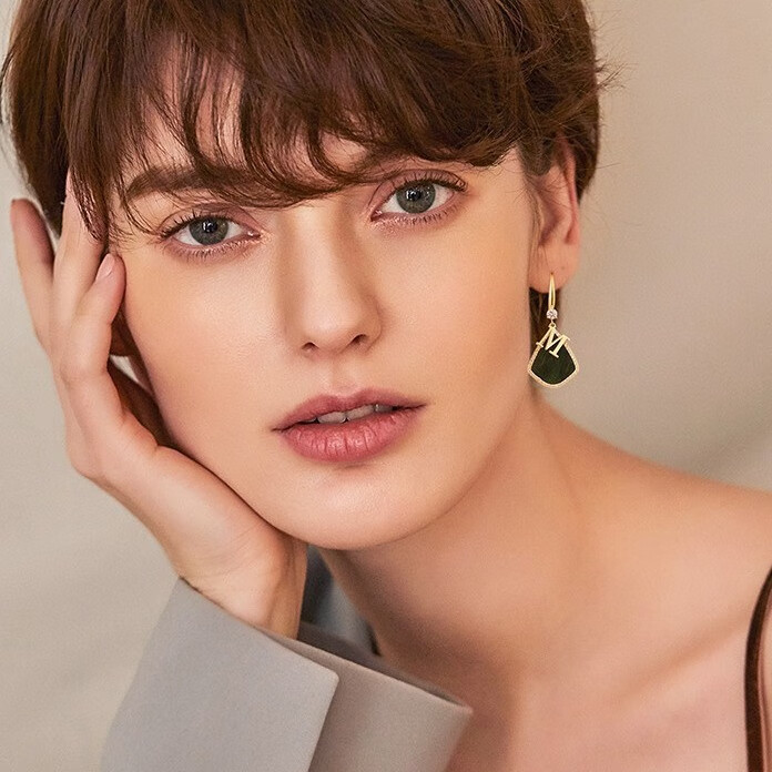 Eternelle欧美字母耳饰