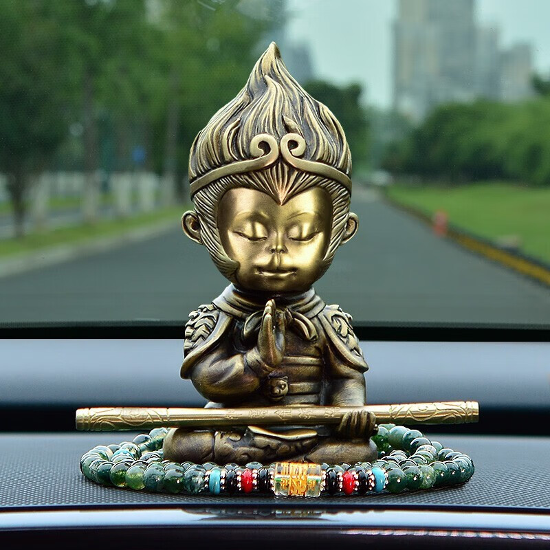 卡丽蒂 齐天大圣汽车摆件