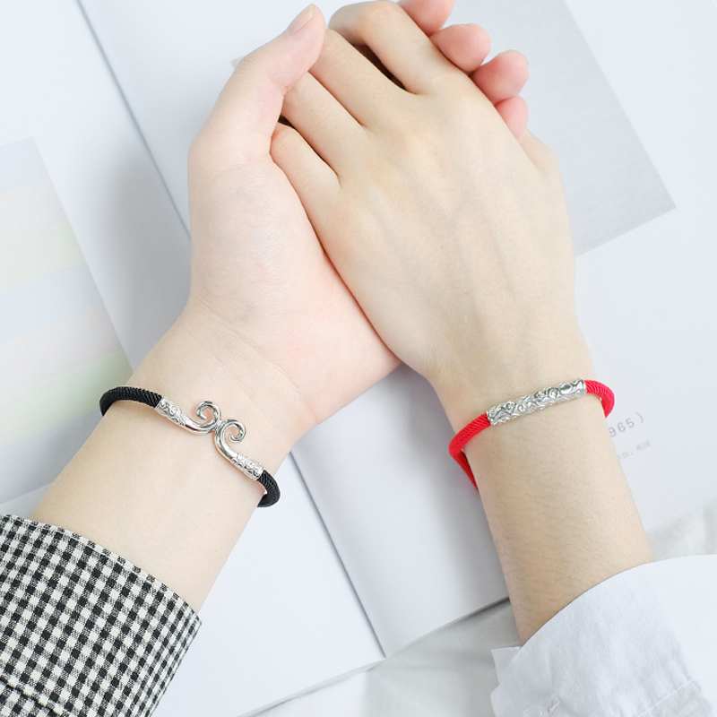 伊黛儿 个性编织手链