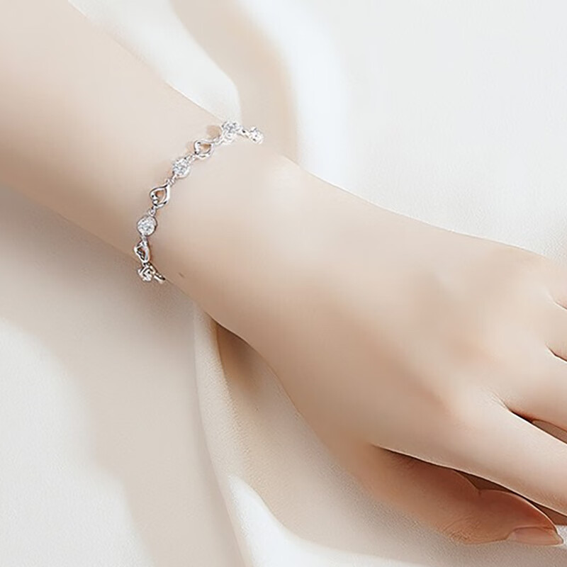 唯一 爱心锆石手链