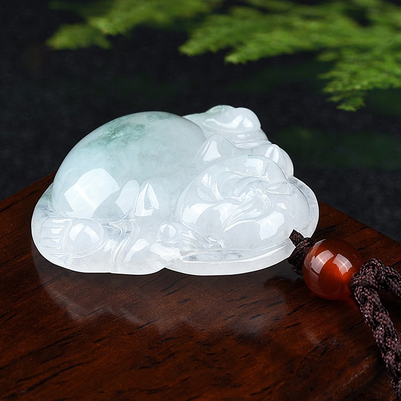 执玉珠宝 细腻玉佛 翡翠吊坠