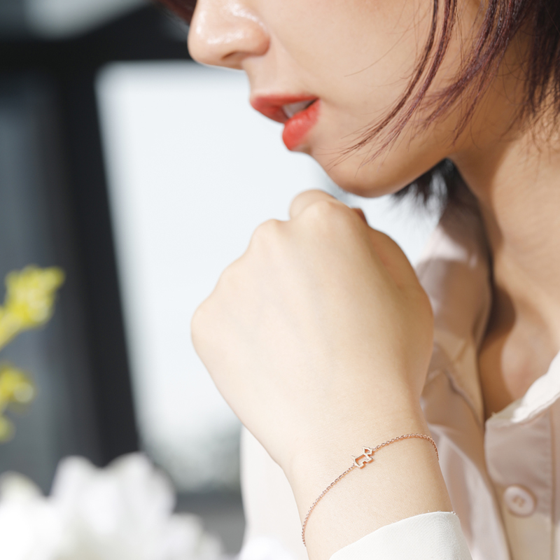 AGATHA 镂空小狗手链