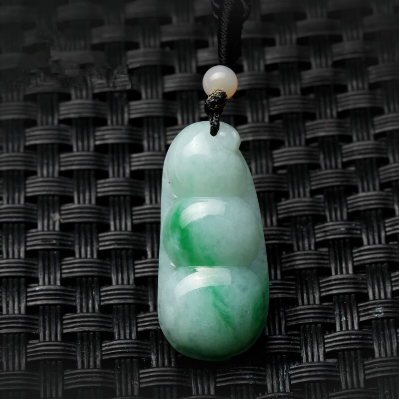 七彩云南 福豆翡翠吊坠