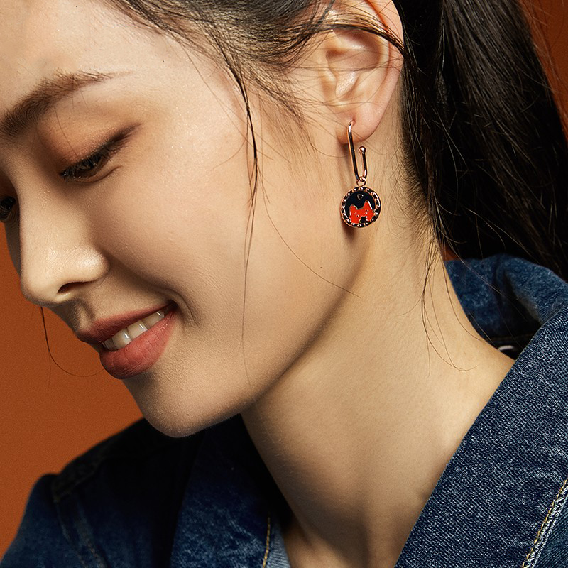 卡蒂罗 可爱猫咪感温变色耳钉