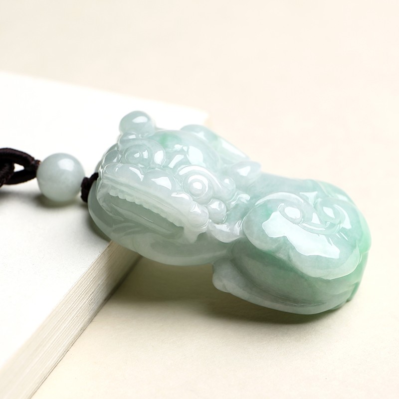 印象眸 貔貅飘绿翡翠吊坠